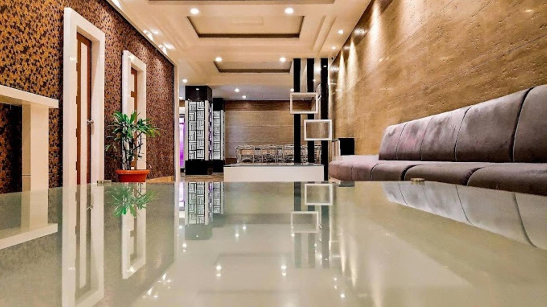 Hotel Arihant Palace , Katra カトラ エクステリア 写真